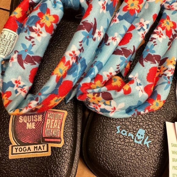 NEW Sanuk Yoga Sling blue & Yellow Sandal - Picture 2 of 3